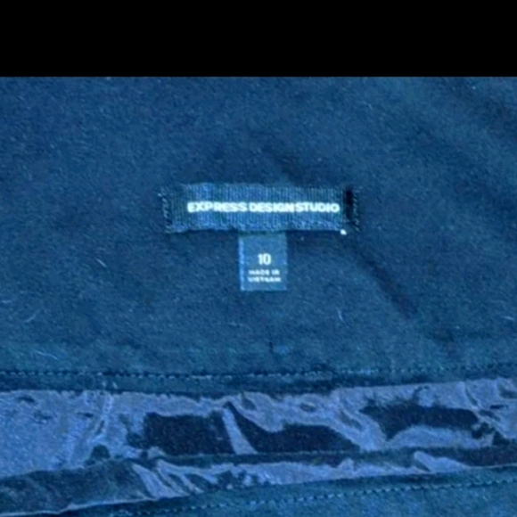 Mini Skirt - Picture 3 of 3